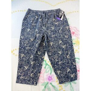 Sag Harbor Sport Petite Large Blue Floral Cotton Crop Pants NWT Tropical Navy